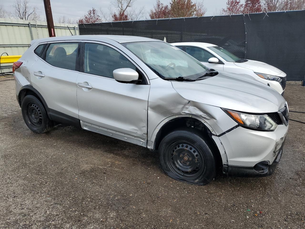 NISSAN ROGUE SPORT S