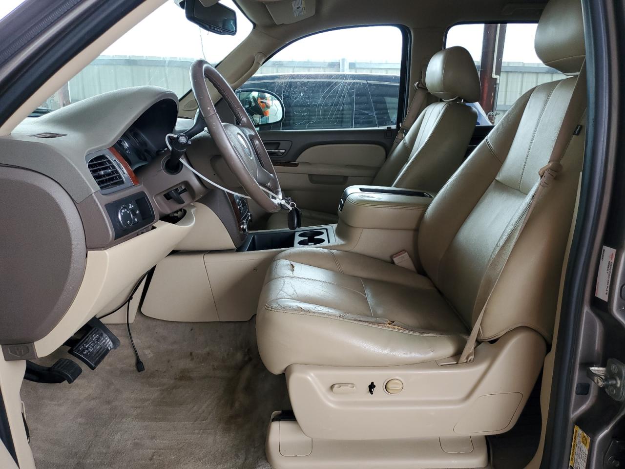 CHEVROLET TAHOE C1500 LT