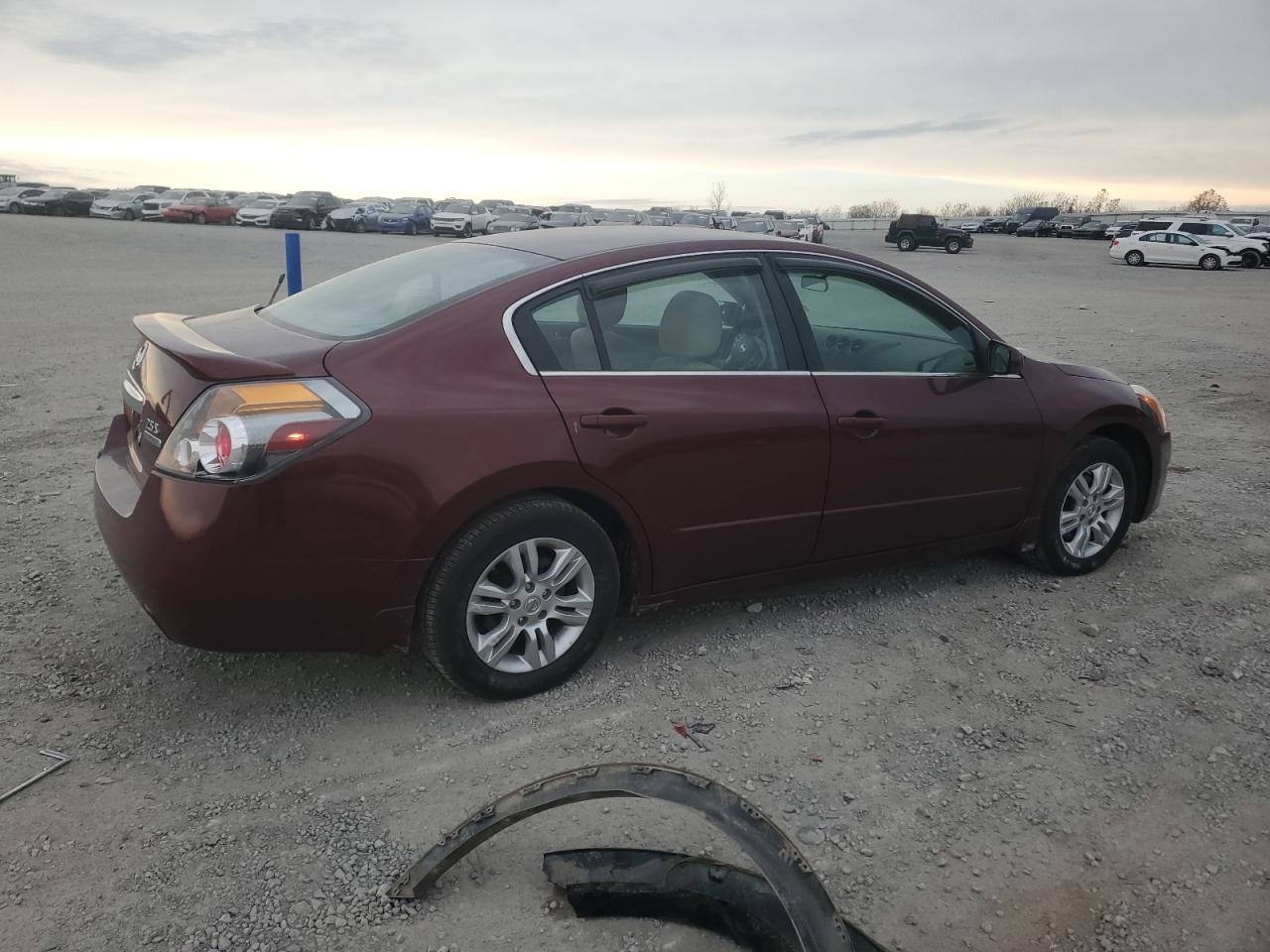 NISSAN ALTIMA BASE