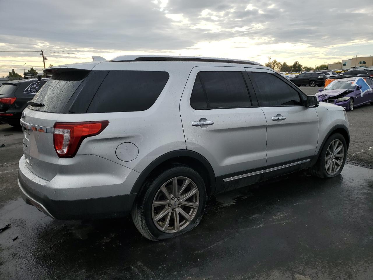 FORD EXPLORER LIMITED
