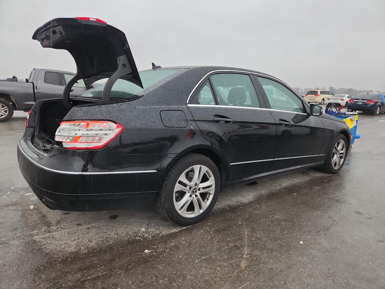 MERCEDES-BENZ E-CLASS 350