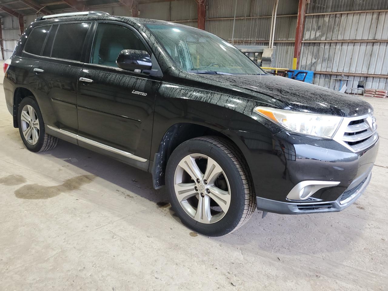 TOYOTA HIGHLANDER LIMITED