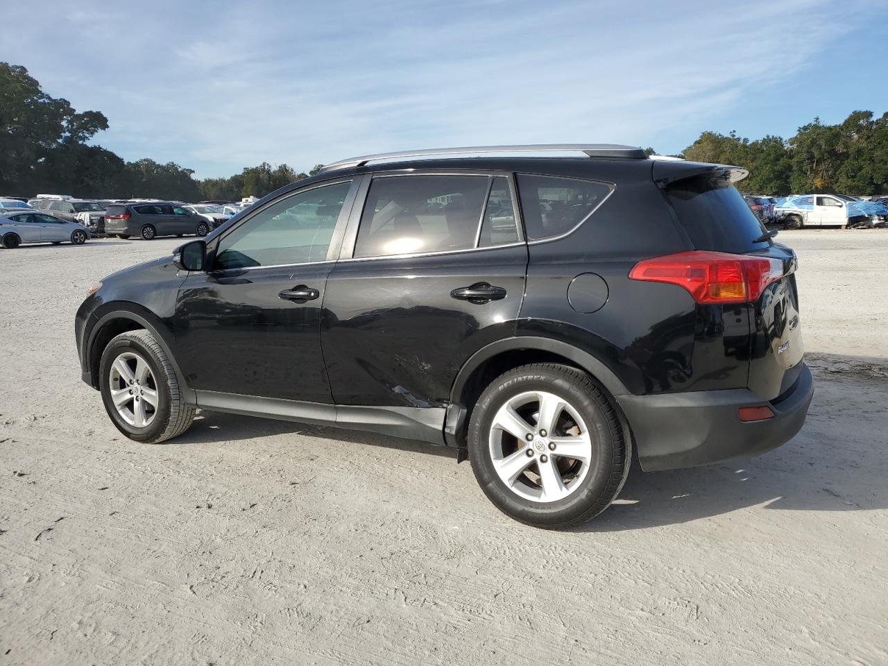 TOYOTA RAV4 XLE