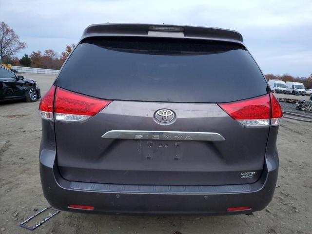 2013 TOYOTA SIENNA XLE #3292379273