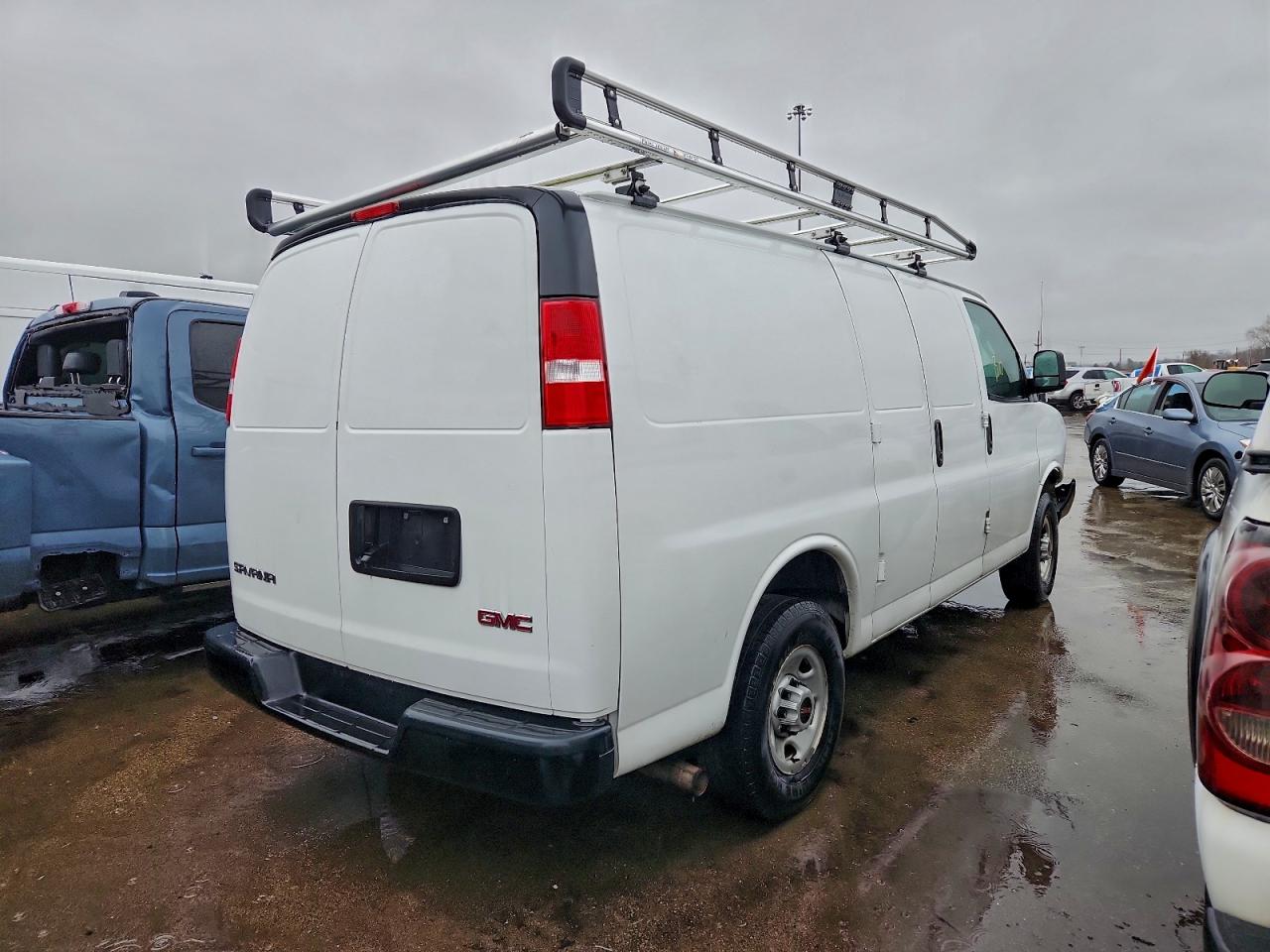 GMC SAVANA G2500