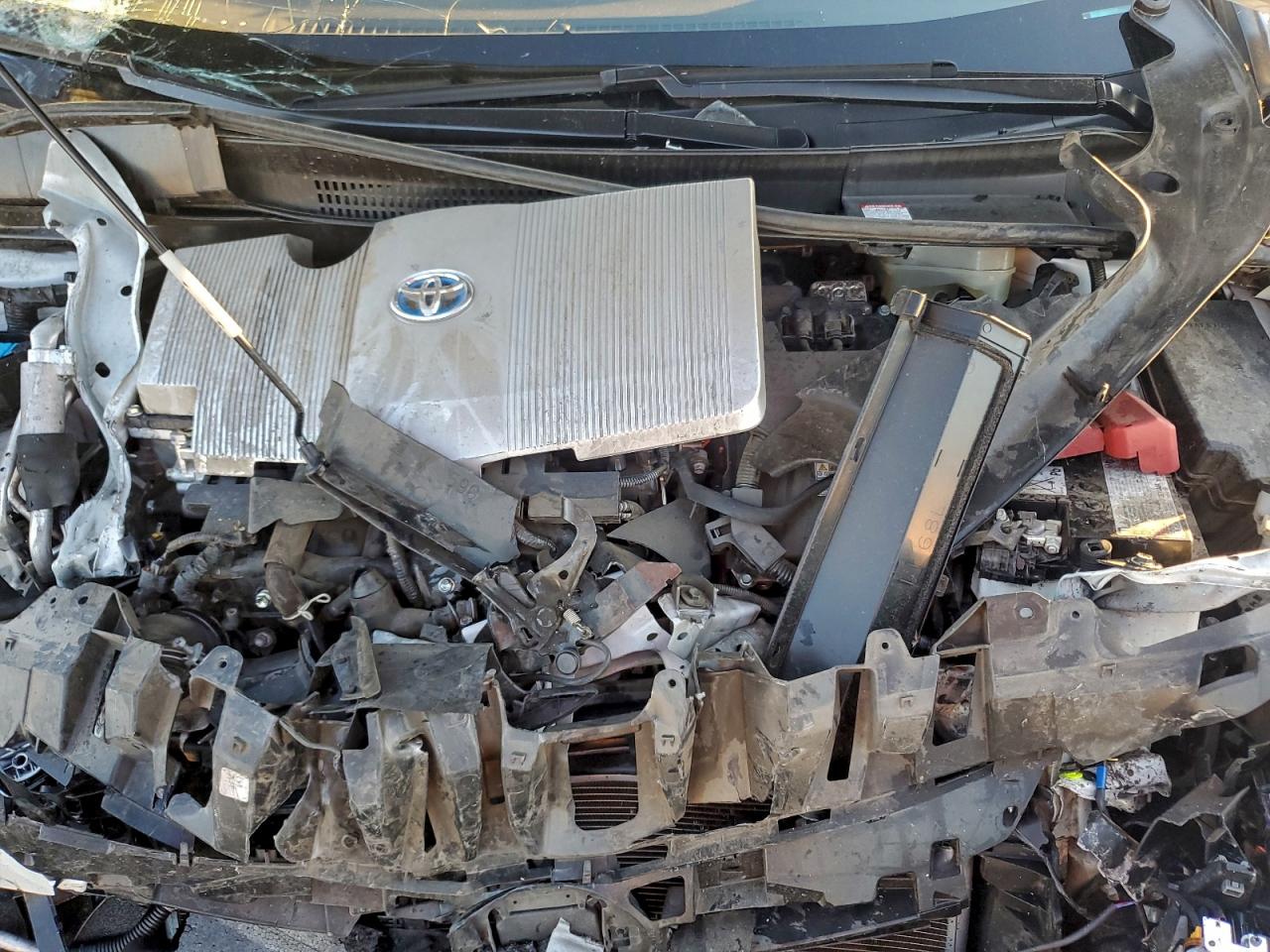 TOYOTA PRIUS PRIME LE