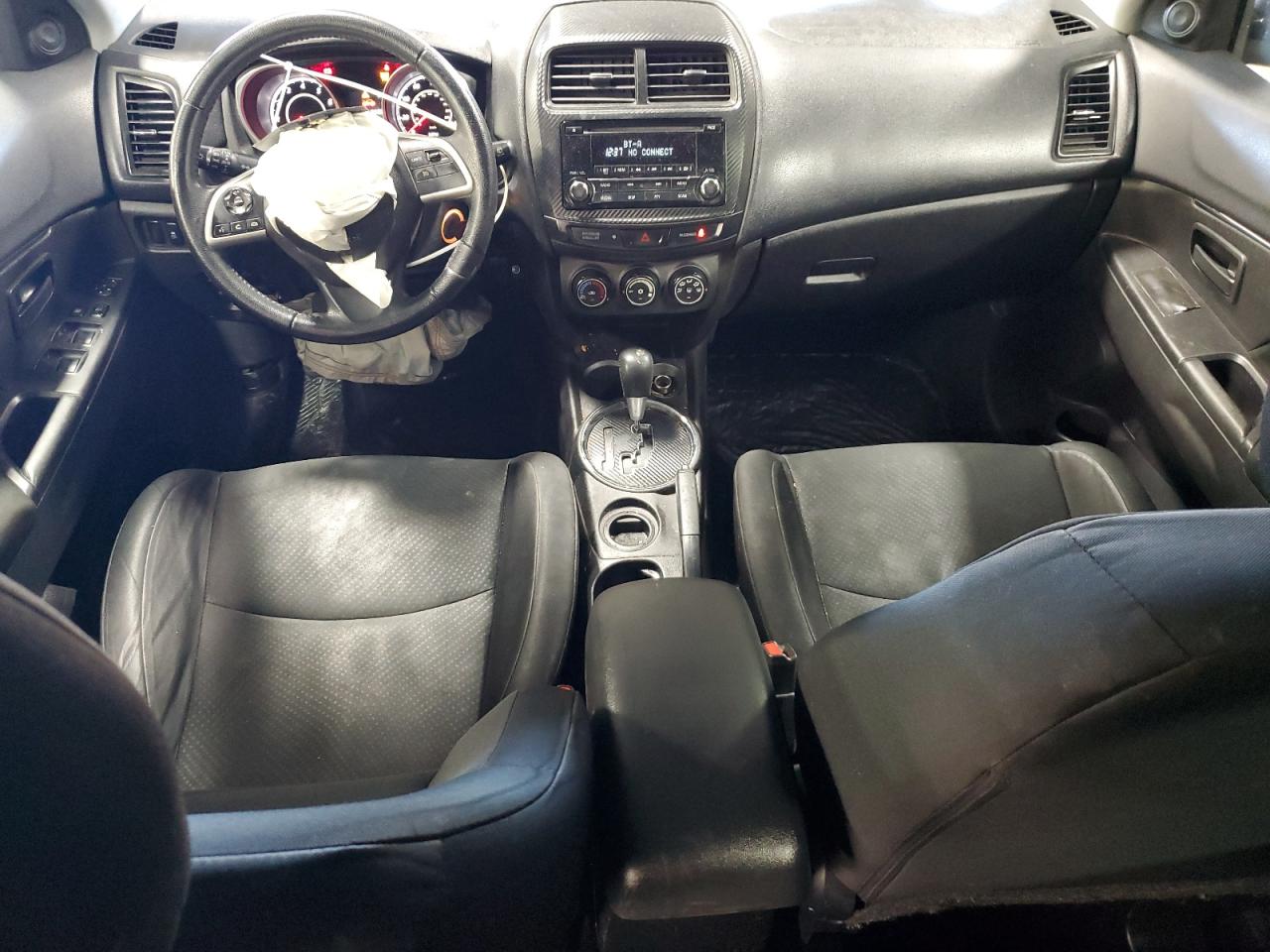 MITSUBISHI OUTLANDER ES