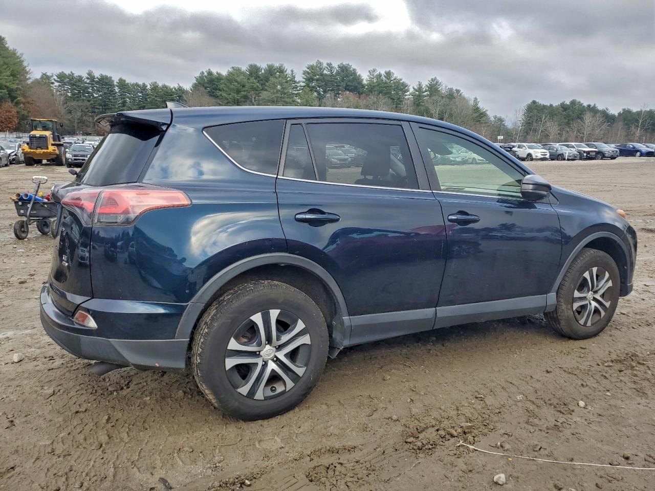 TOYOTA RAV4 LE