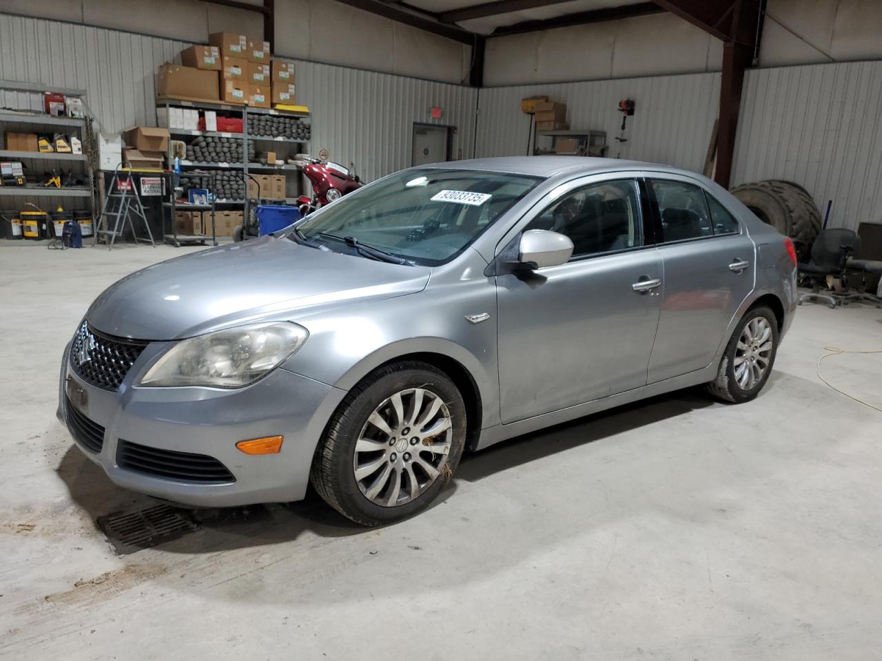 SUZUKI KIZASHI SE