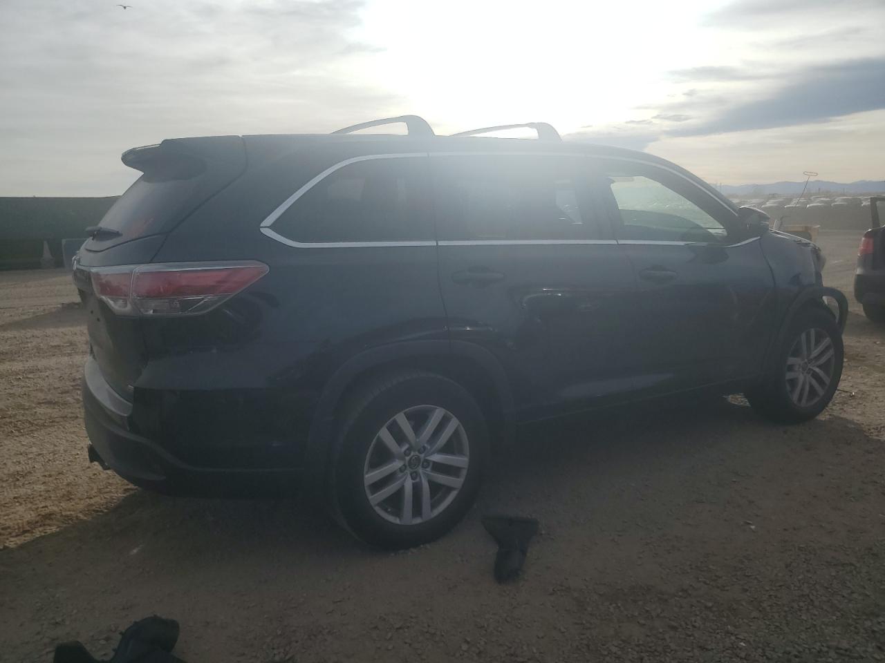 TOYOTA HIGHLANDER LE