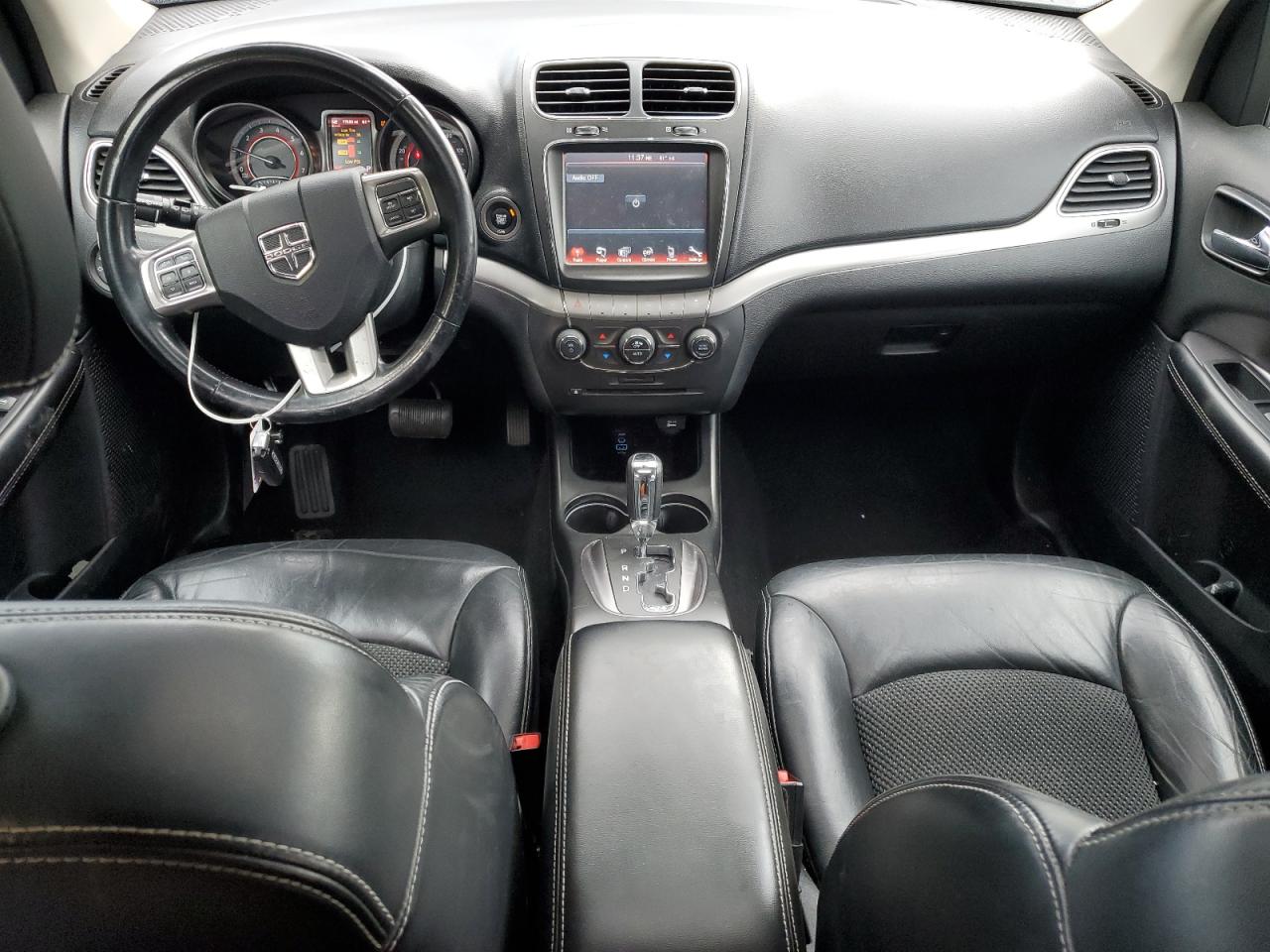 DODGE JOURNEY CROSSROAD