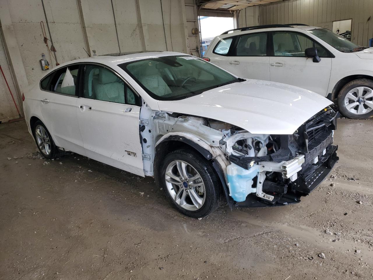 FORD FUSION TITANIUM PHEV