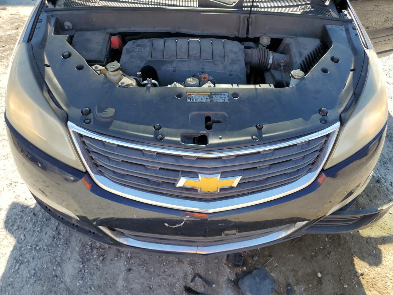CHEVROLET TRAVERSE LS