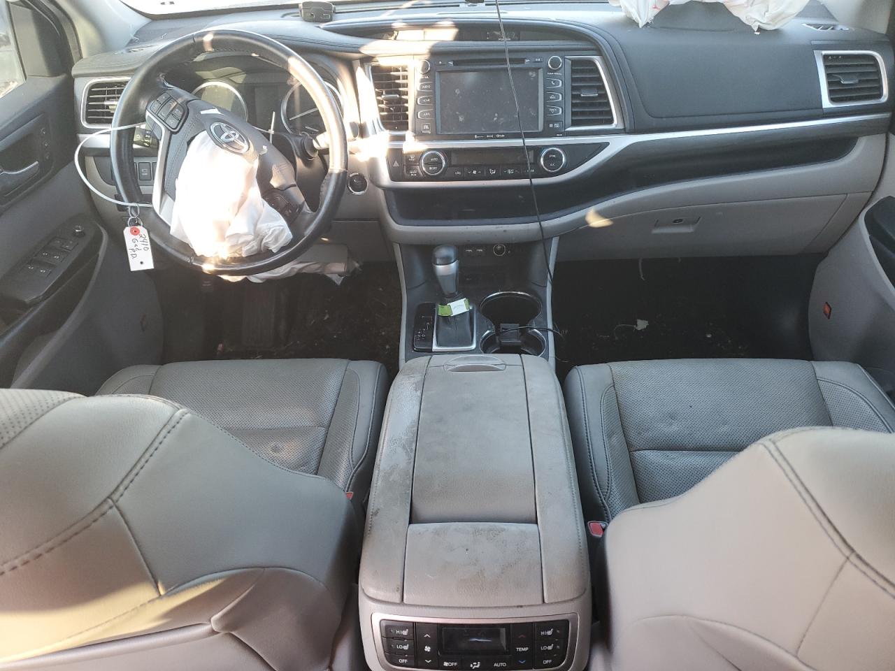 TOYOTA HIGHLANDER LIMITED