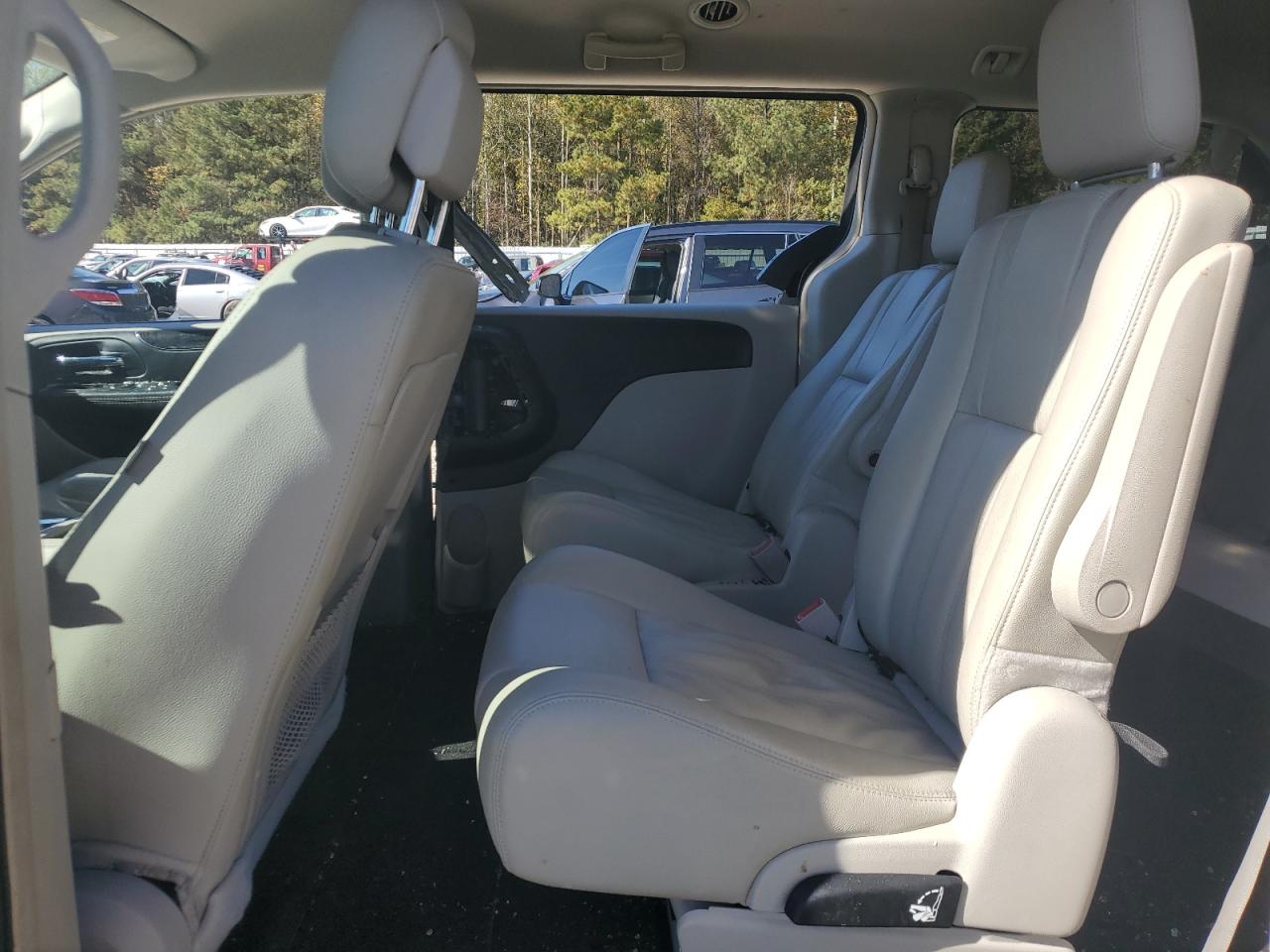 CHRYSLER TOWN & COUNTRY TOURING