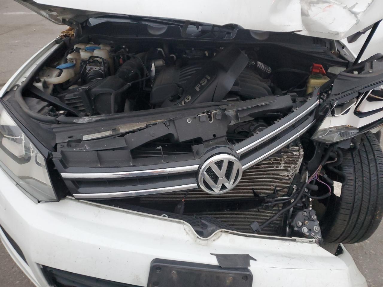 VOLKSWAGEN TOUAREG V6