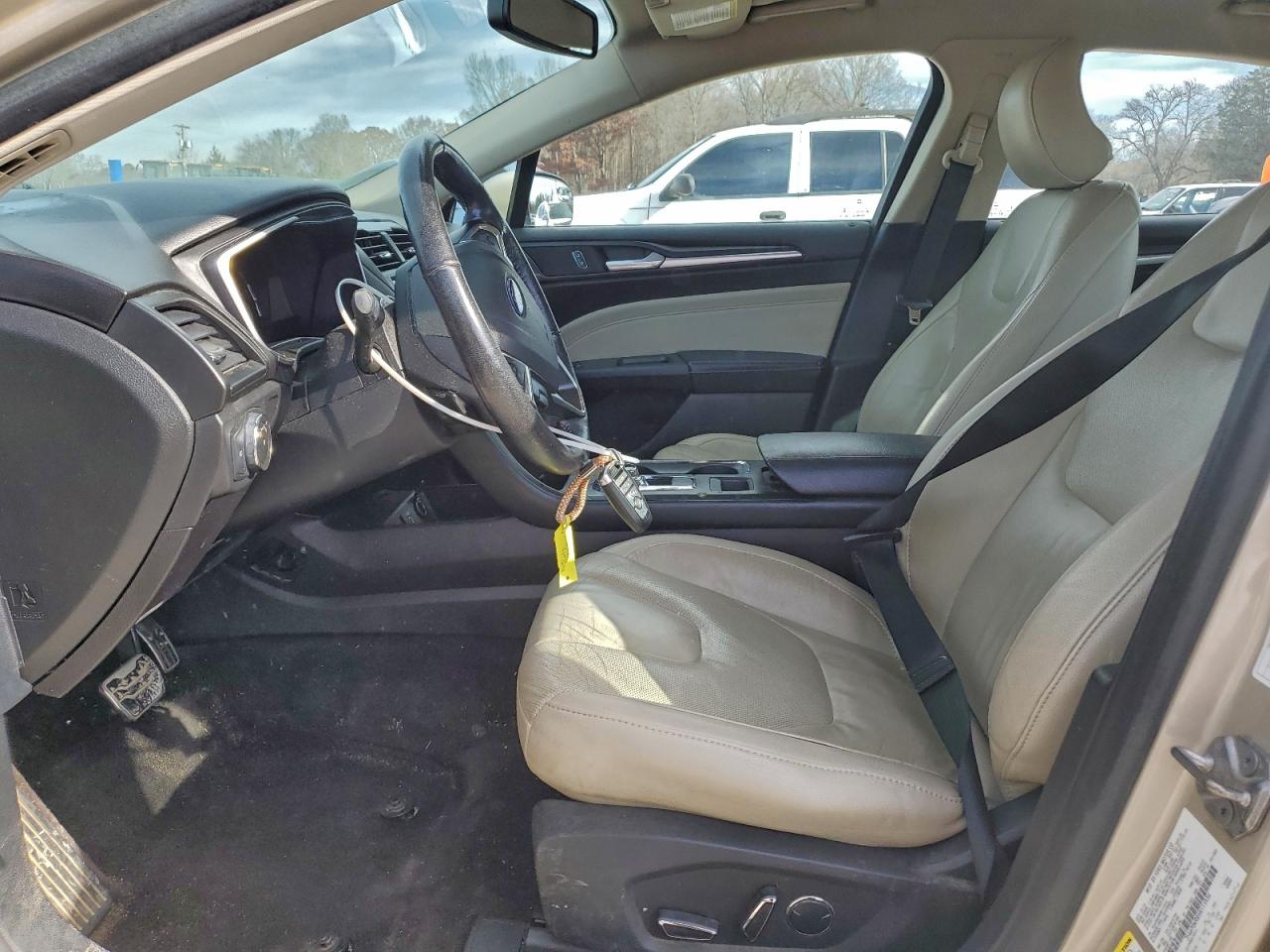 FORD FUSION TITANIUM