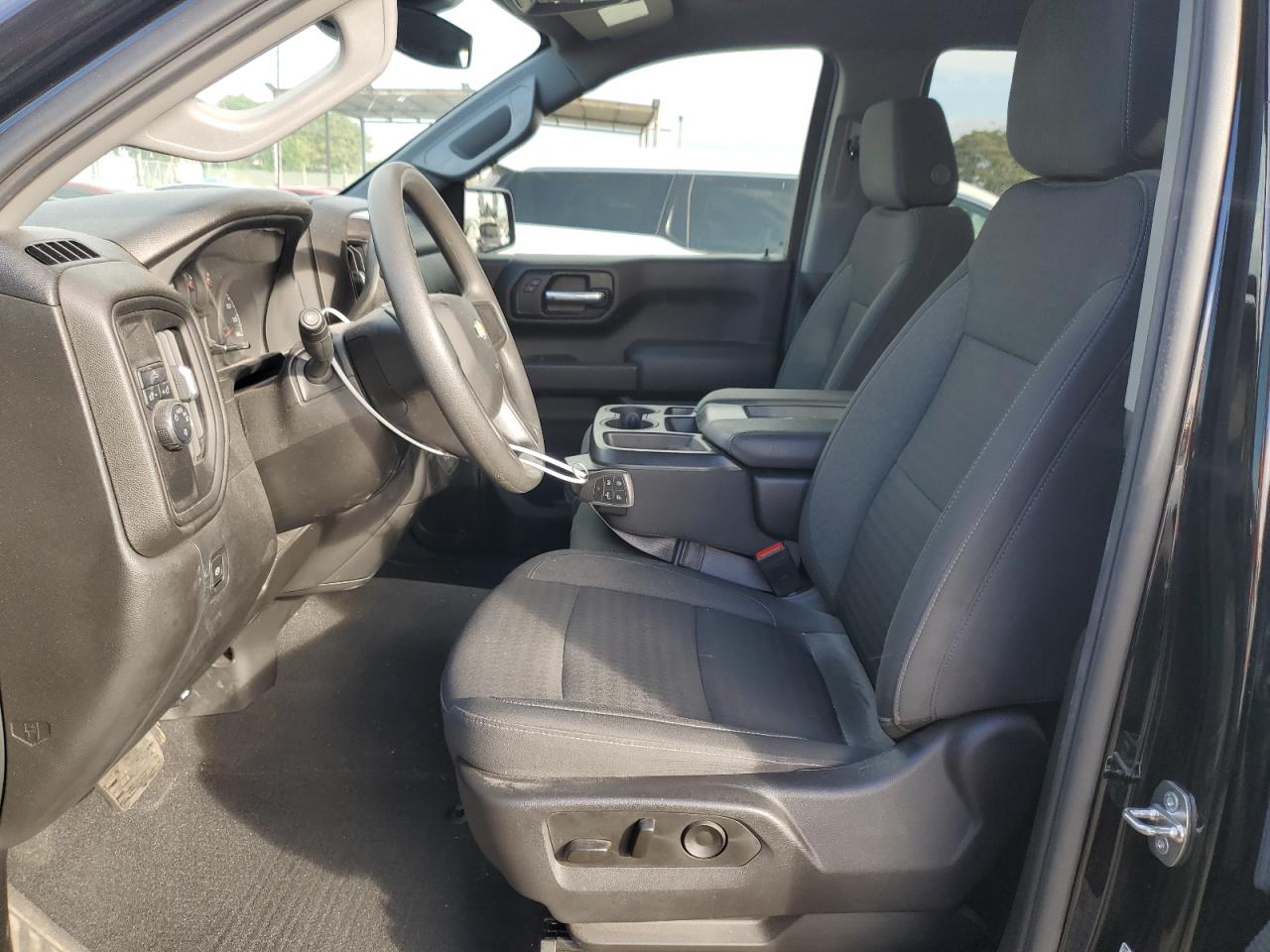 CHEVROLET SILVERADO C1500 CUSTOM