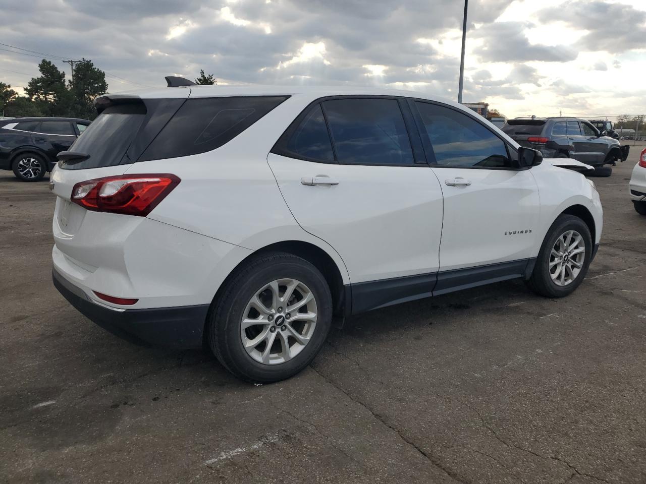 CHEVROLET EQUINOX LS