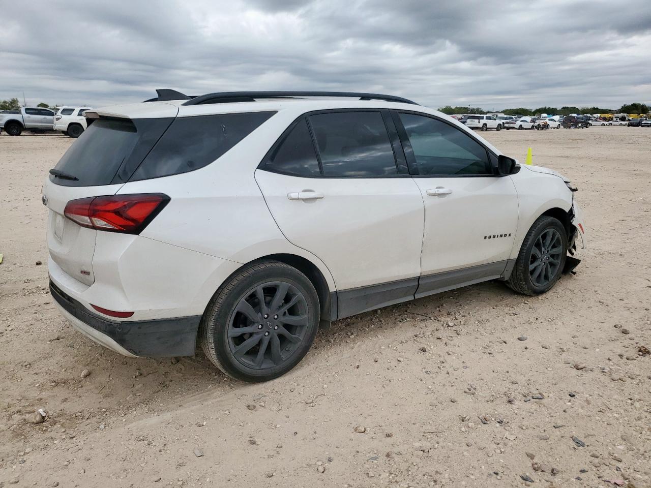 CHEVROLET EQUINOX RS