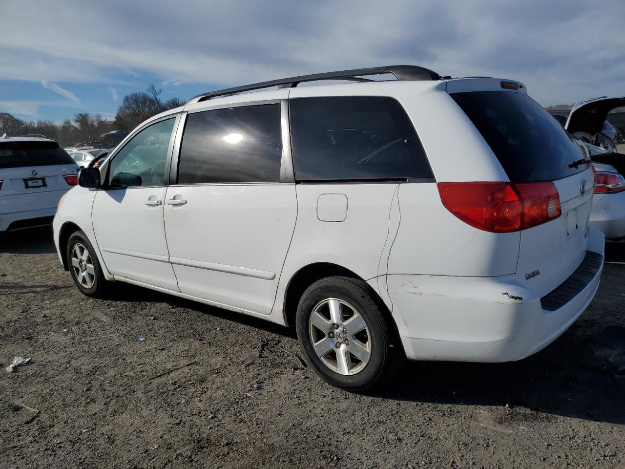 Lot #3293409093 2010 TOYOTA SIENNA CE