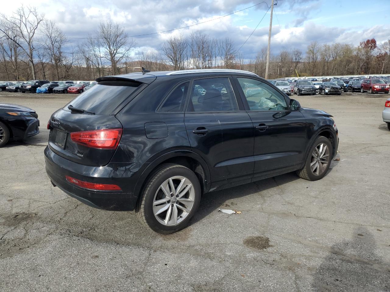 AUDI Q3 PREMIUM