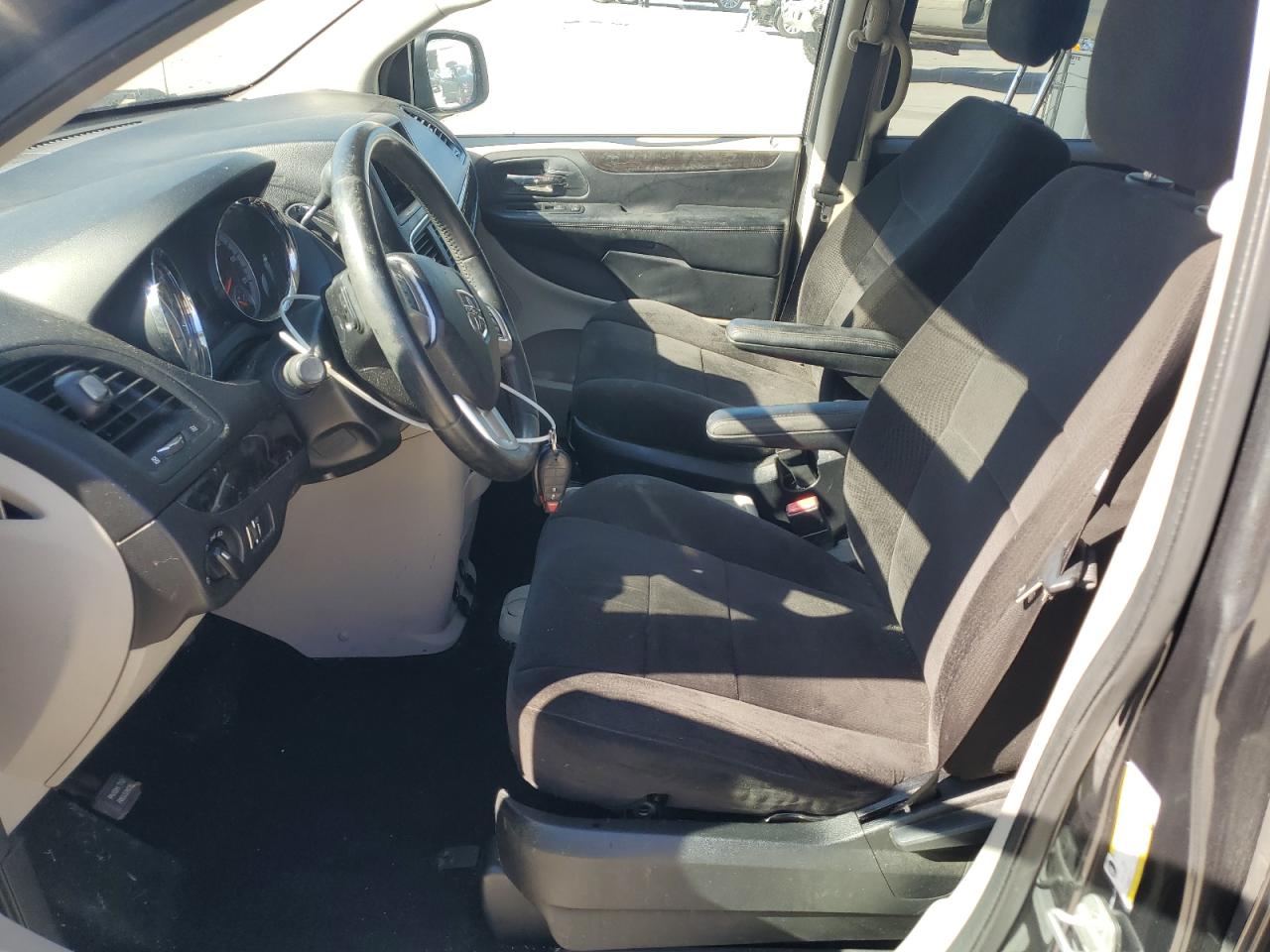 DODGE GRAND CARAVAN SE