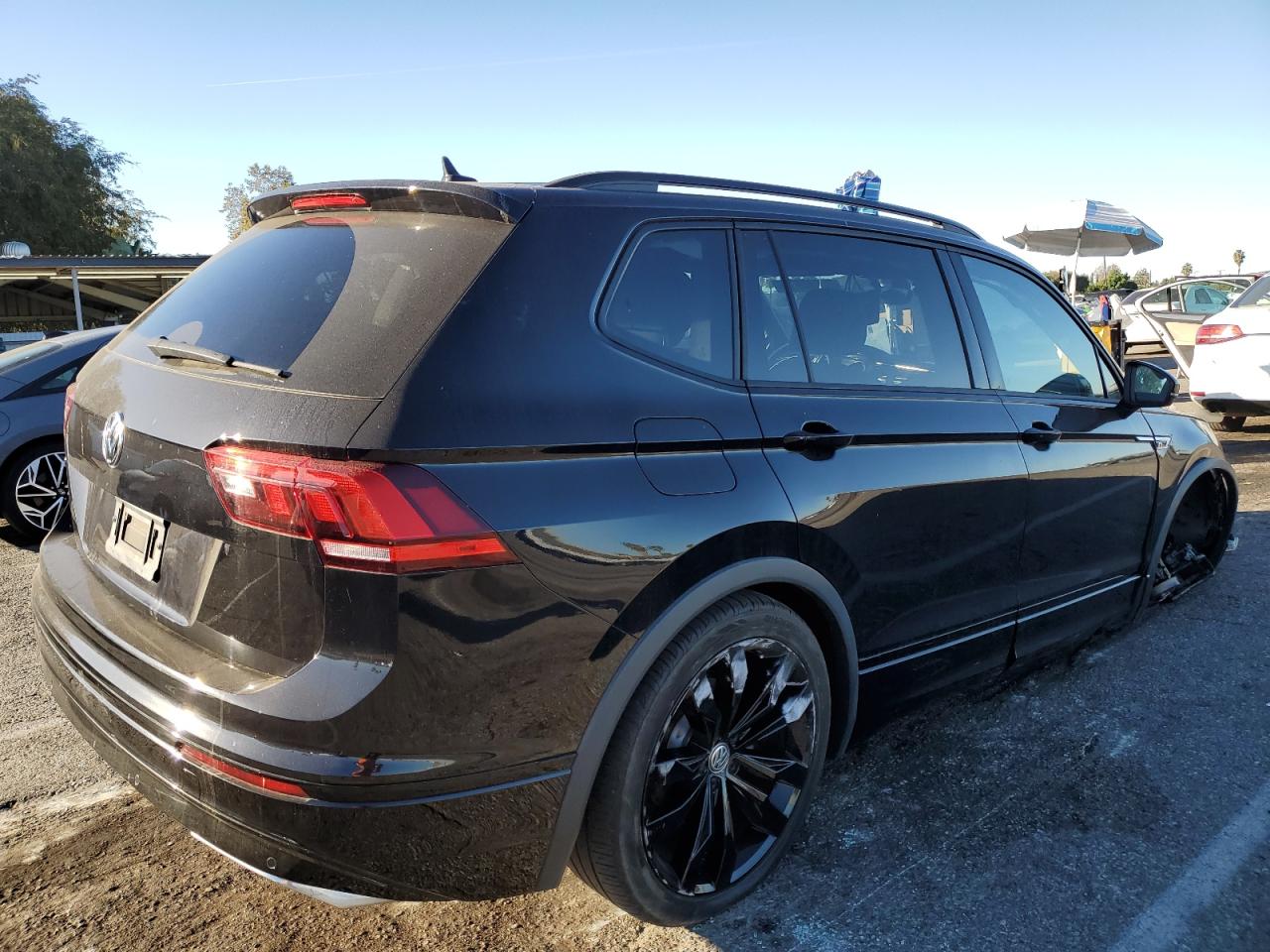 VOLKSWAGEN TIGUAN SE