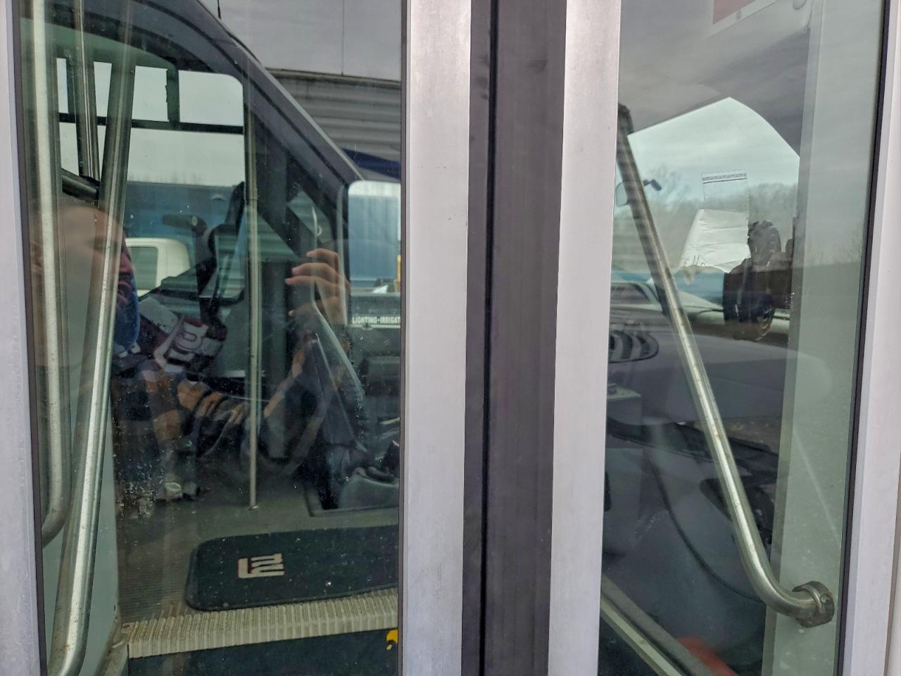 FORD ECONOLINE E350 SUPER DUTY CUTAWAY VAN