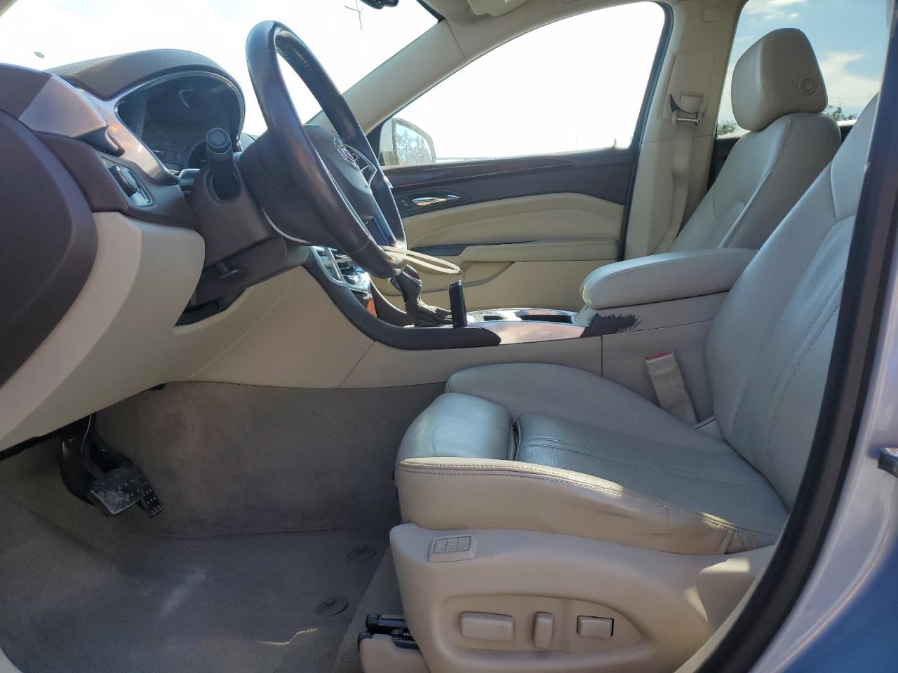 CADILLAC SRX LUXURY COLLECTION