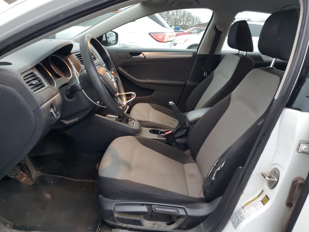 Lot #3308459293 2018 VOLKSWAGEN JETTA S