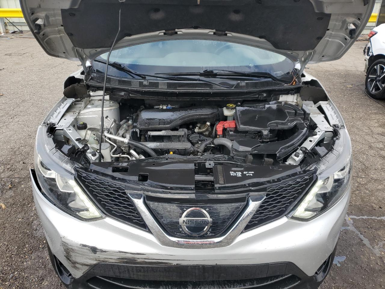 NISSAN ROGUE SPORT S