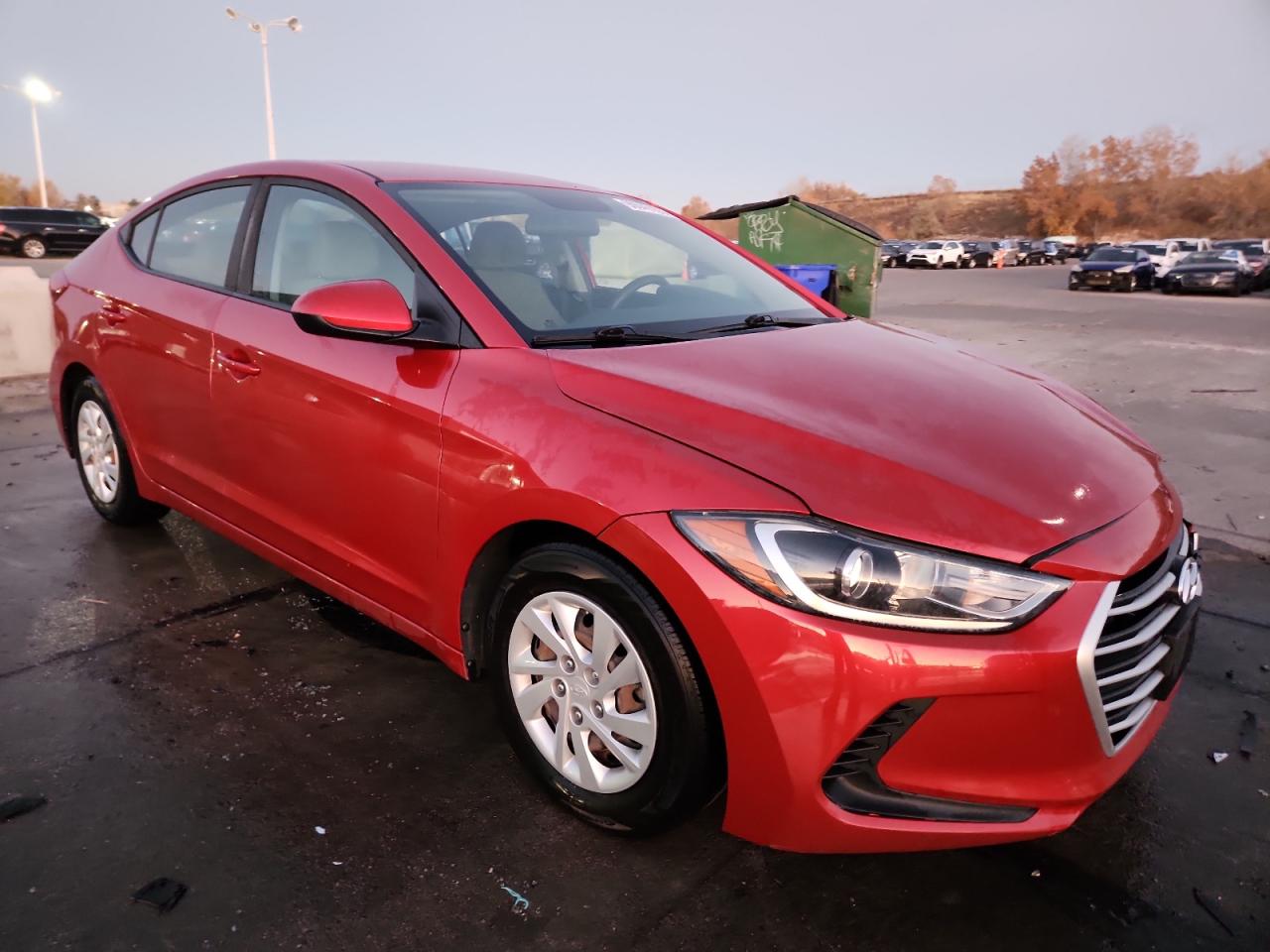 HYUNDAI ELANTRA SE