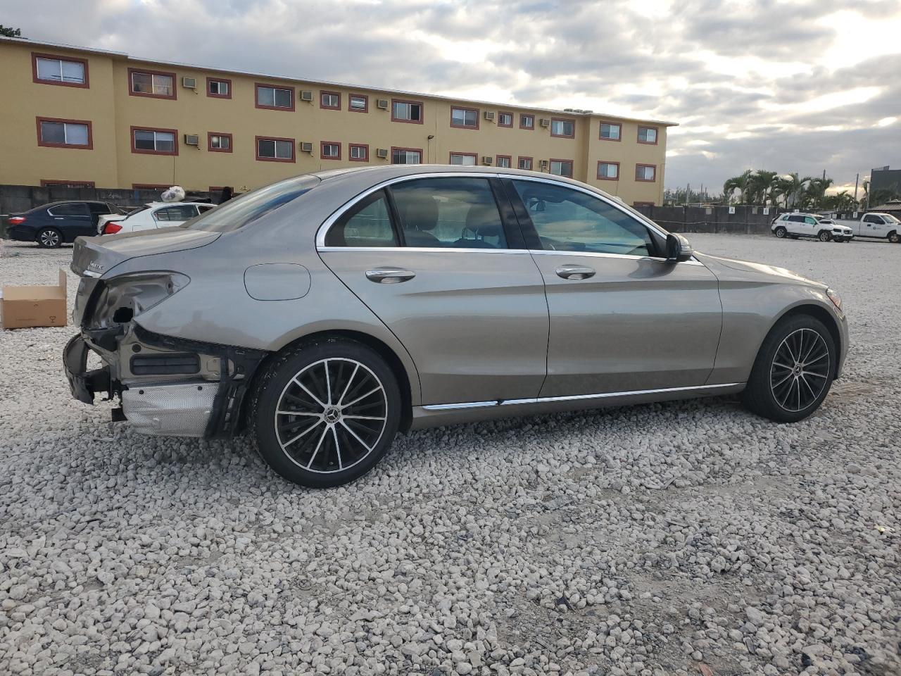 MERCEDES-BENZ C-CLASS 300 4MATIC