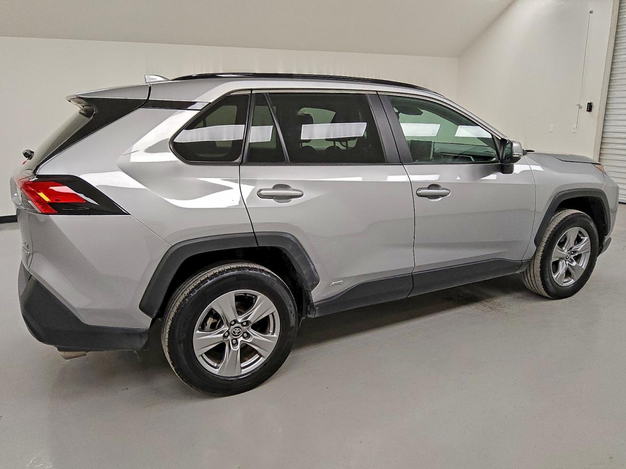 Lot #3305424454 2023 TOYOTA RAV4 XLE