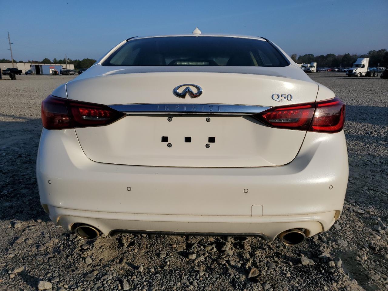INFINITI Q50 LUXE
