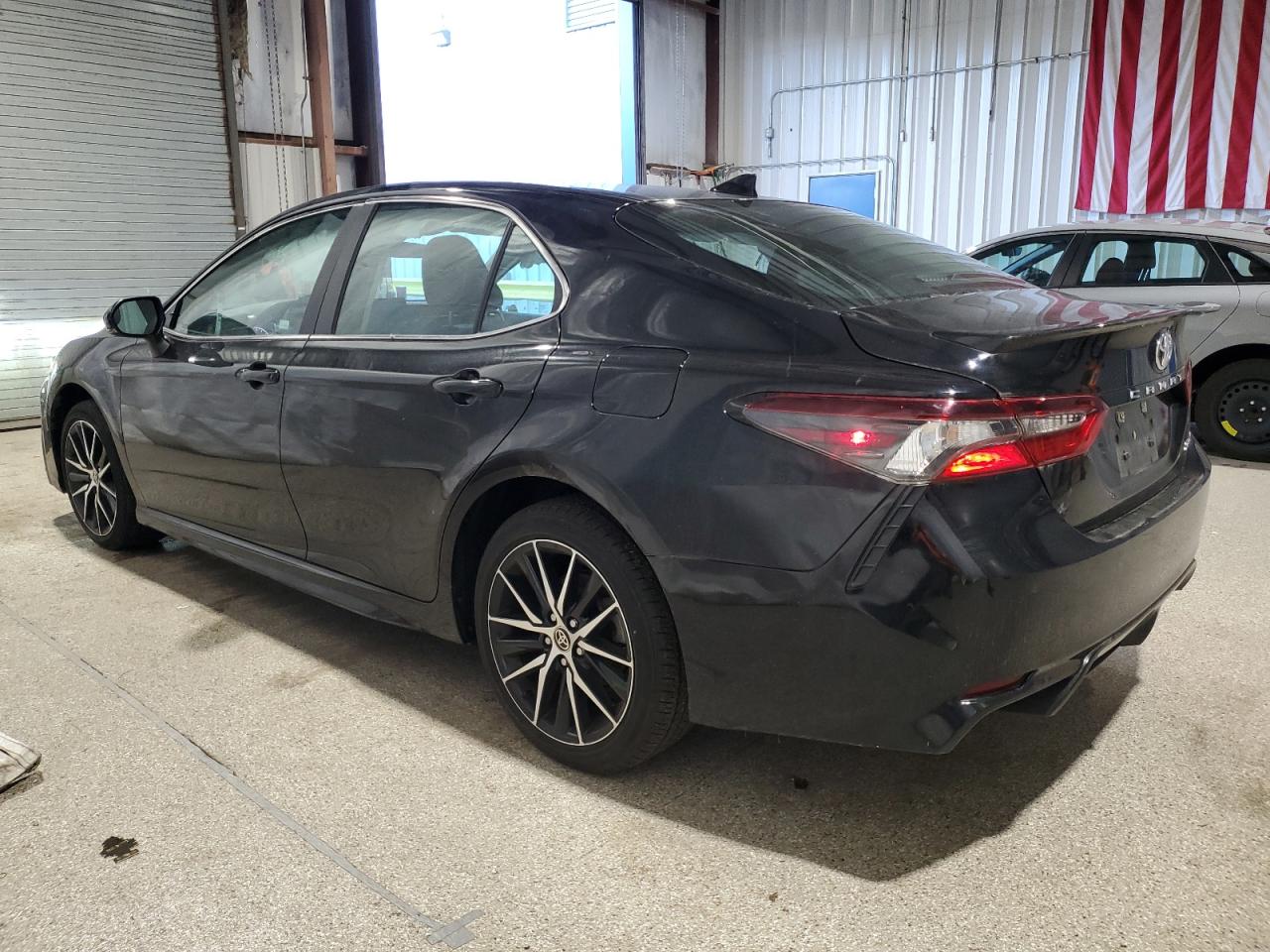 TOYOTA CAMRY SE NIGHT SHADE