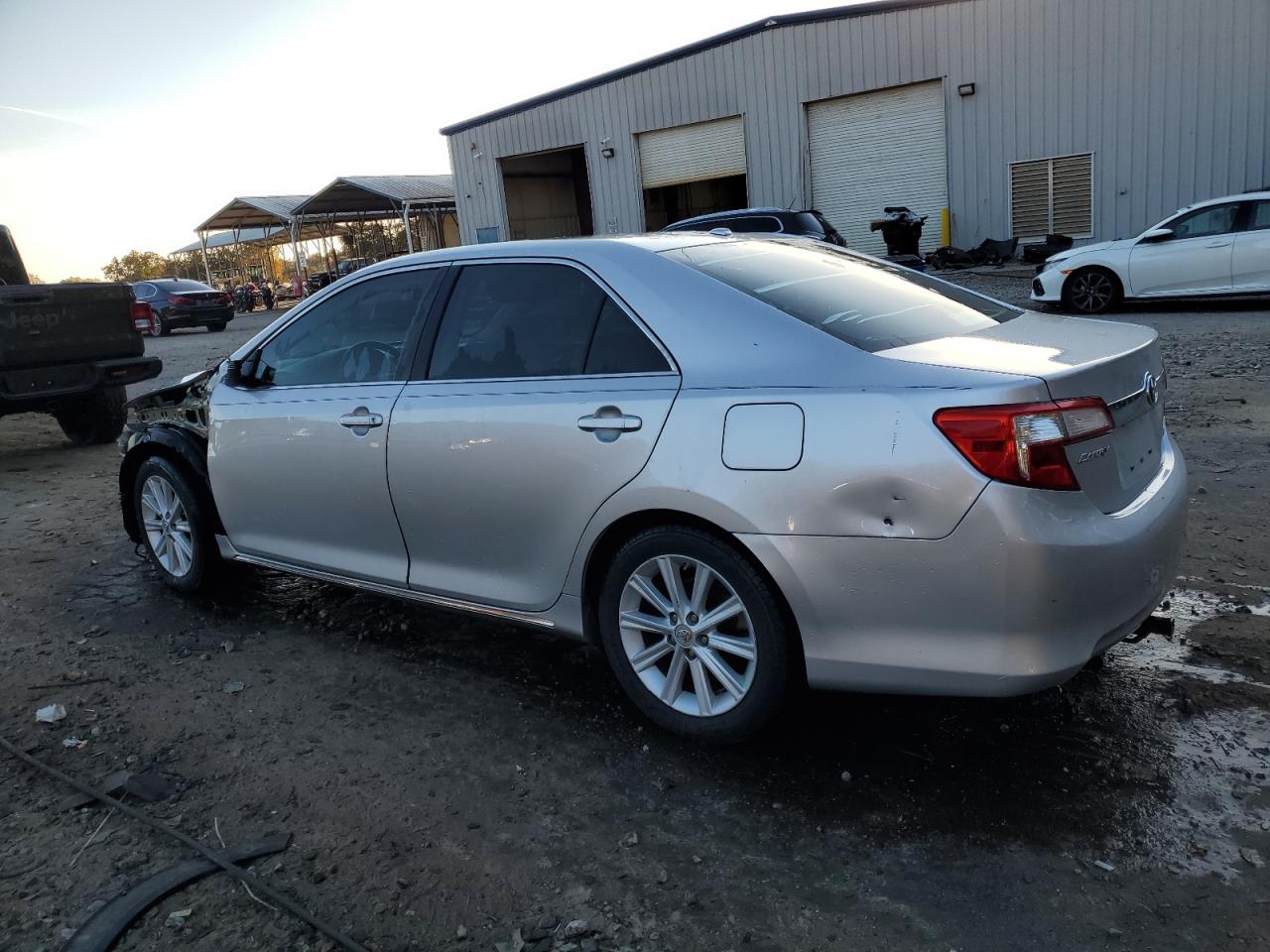 TOYOTA CAMRY HYBRID
