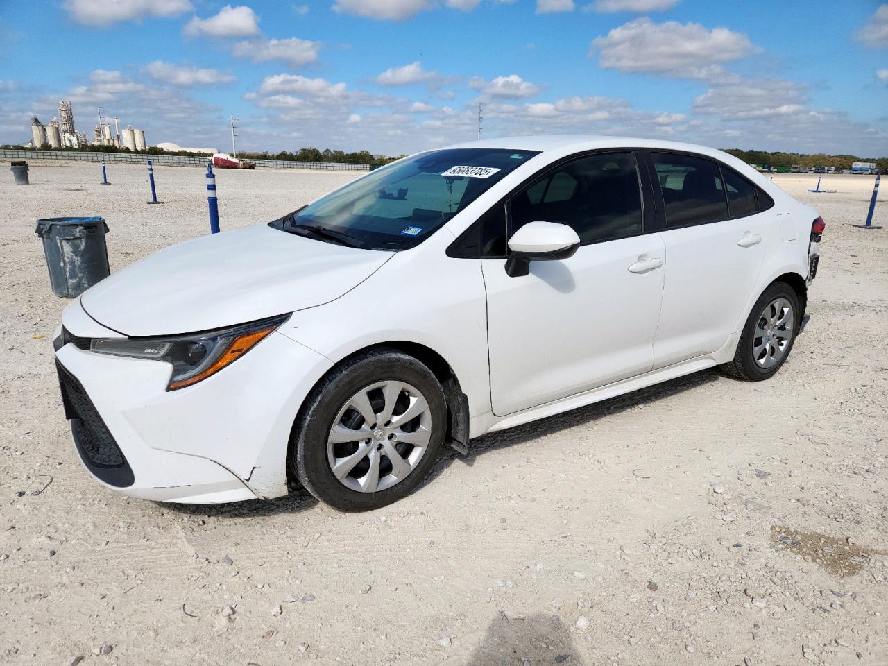 Lot #3318068373 2020 TOYOTA COROLLA LE