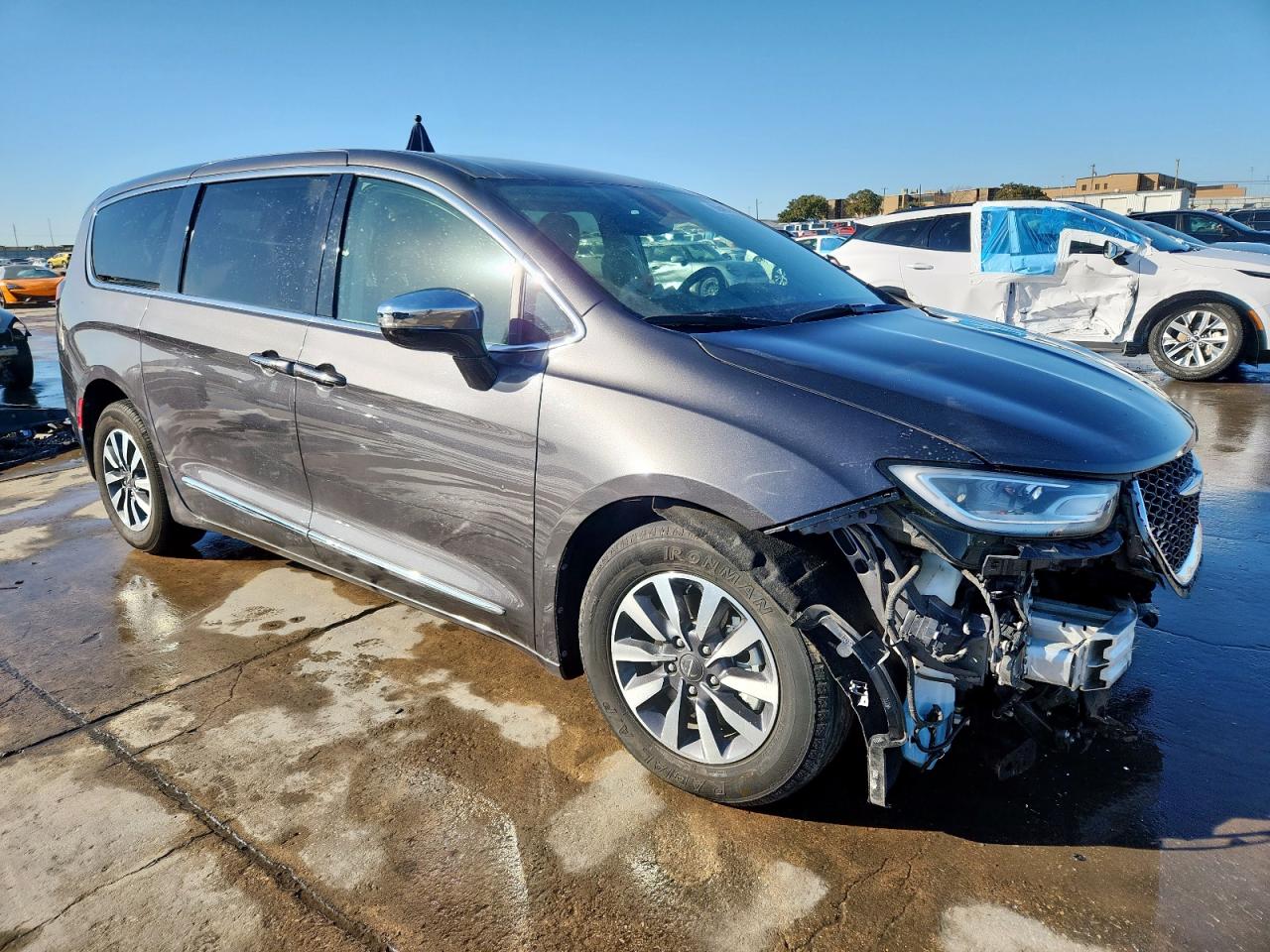 CHRYSLER PACIFICA HYBRID LIMITED