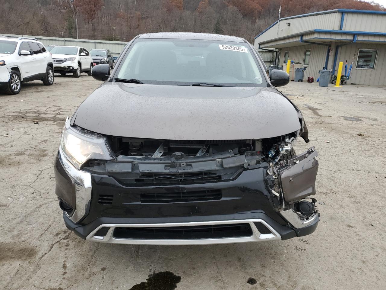 MITSUBISHI OUTLANDER ES