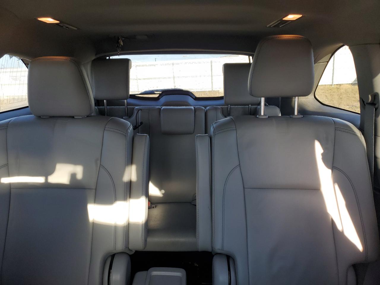 TOYOTA HIGHLANDER SE