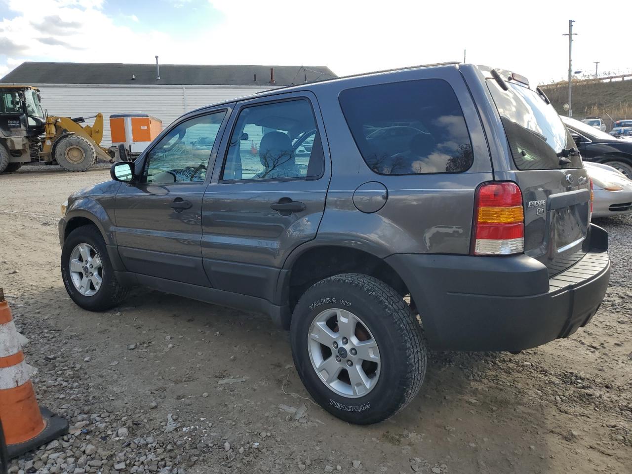 Lot #3297934770 2005 FORD ESCAPE XLT