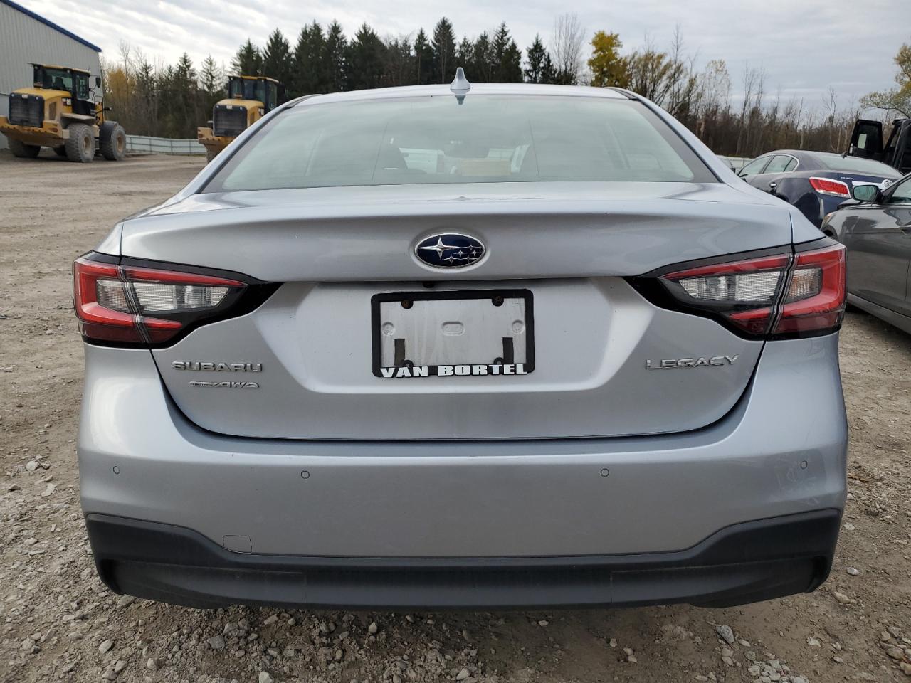 SUBARU LEGACY LIMITED