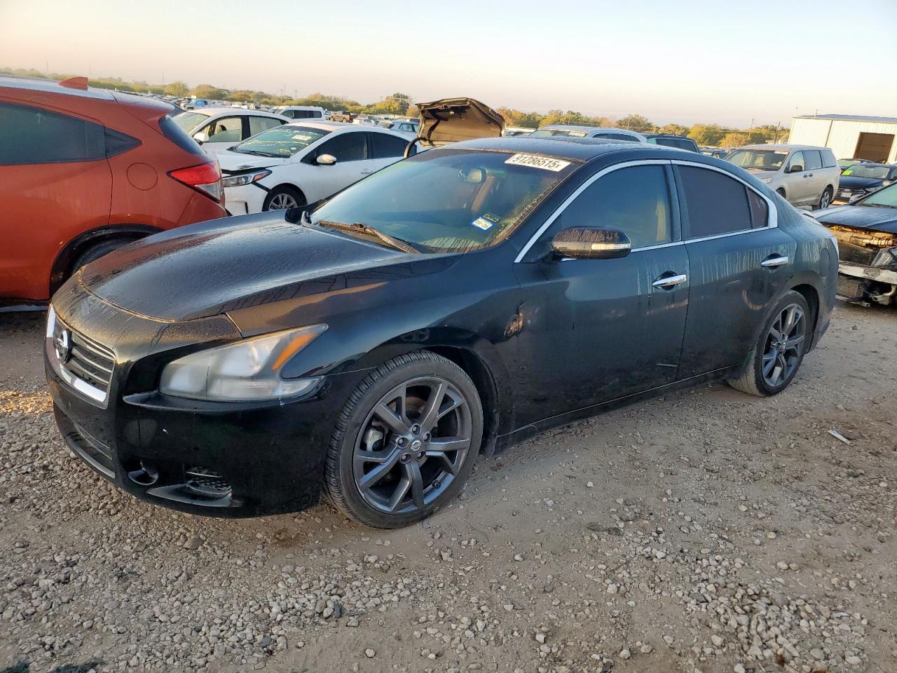 NISSAN MAXIMA S