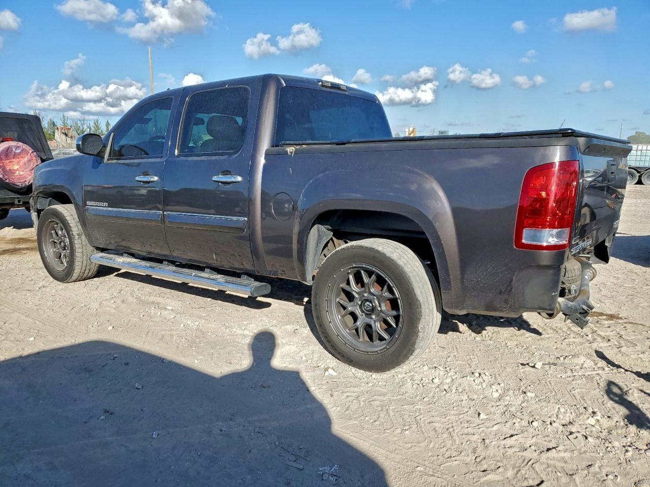 GMC SIERRA C1500 SLE