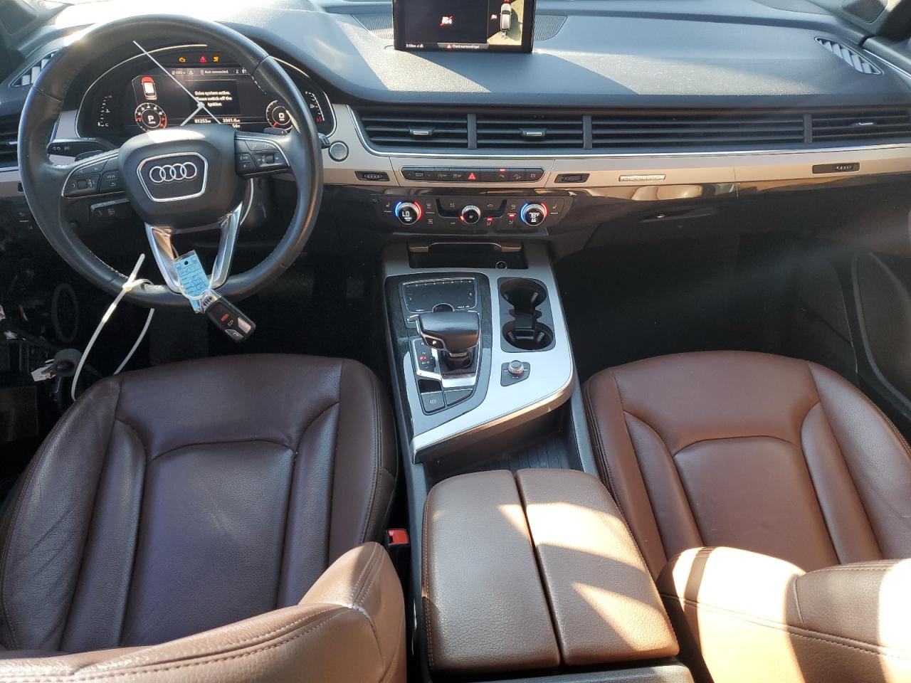 AUDI Q7 PREMIUM PLUS