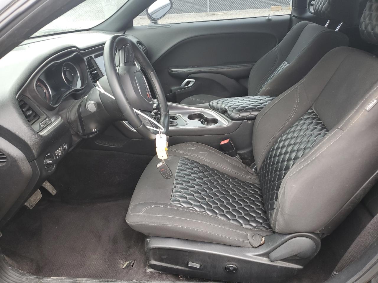 DODGE CHALLENGER SXT