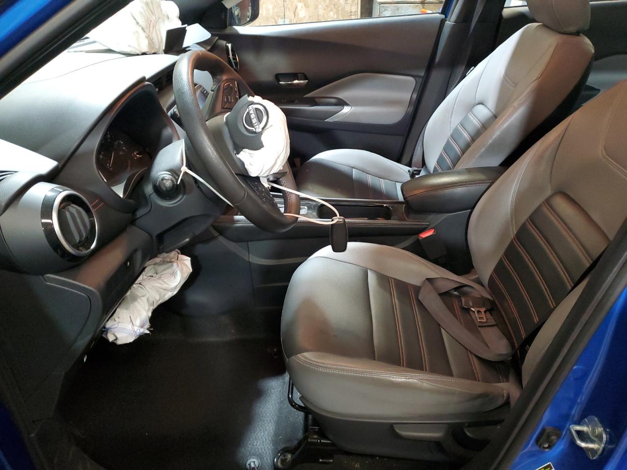 NISSAN KICKS SR