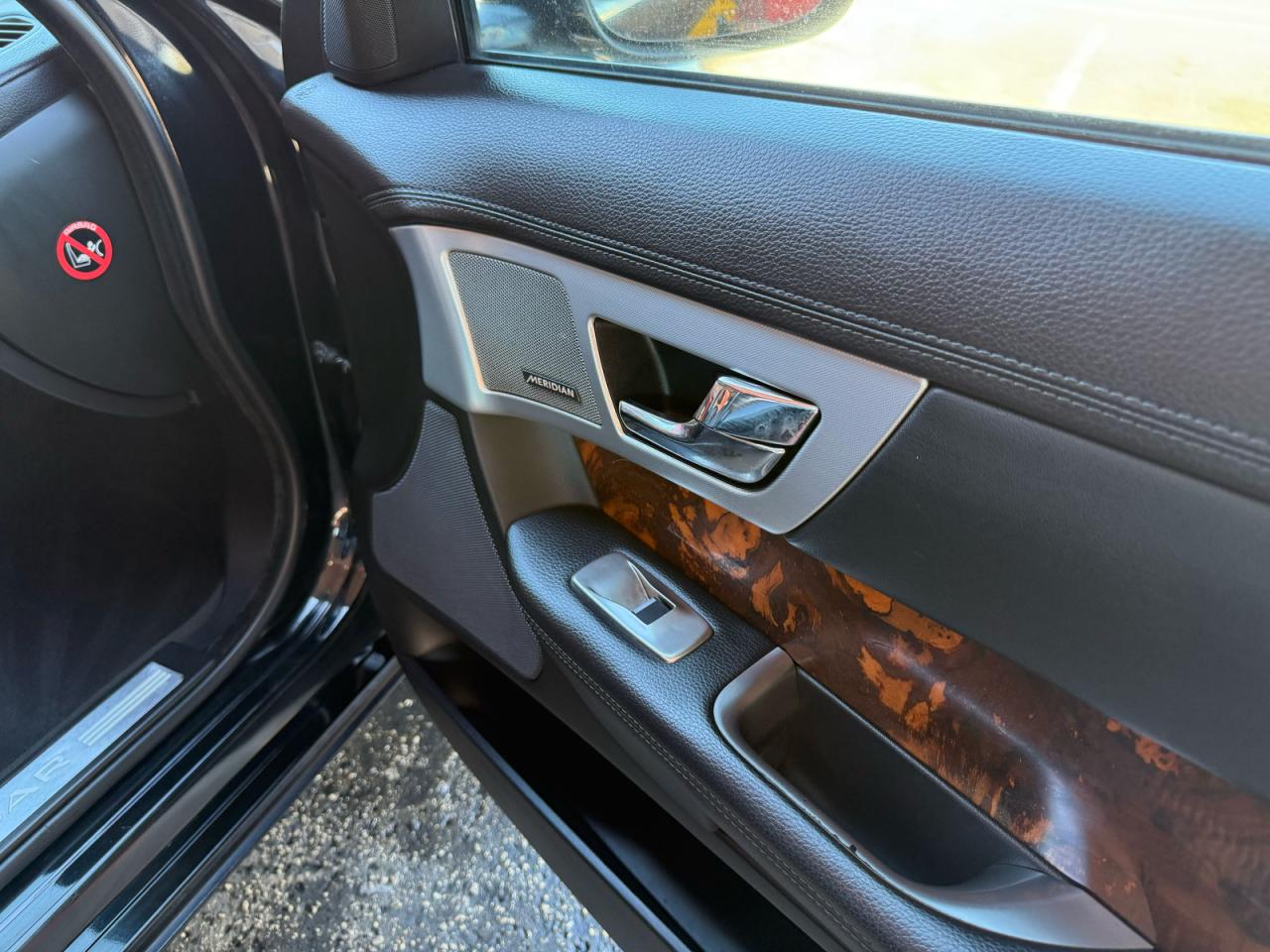 JAGUAR XF 2.0T PREMIUM